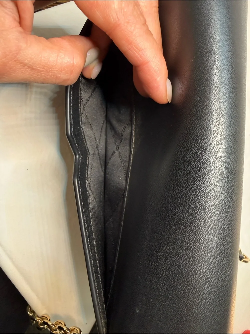 Michael Kors Black Leather Chain Crossbody| Timeless | Great Condition